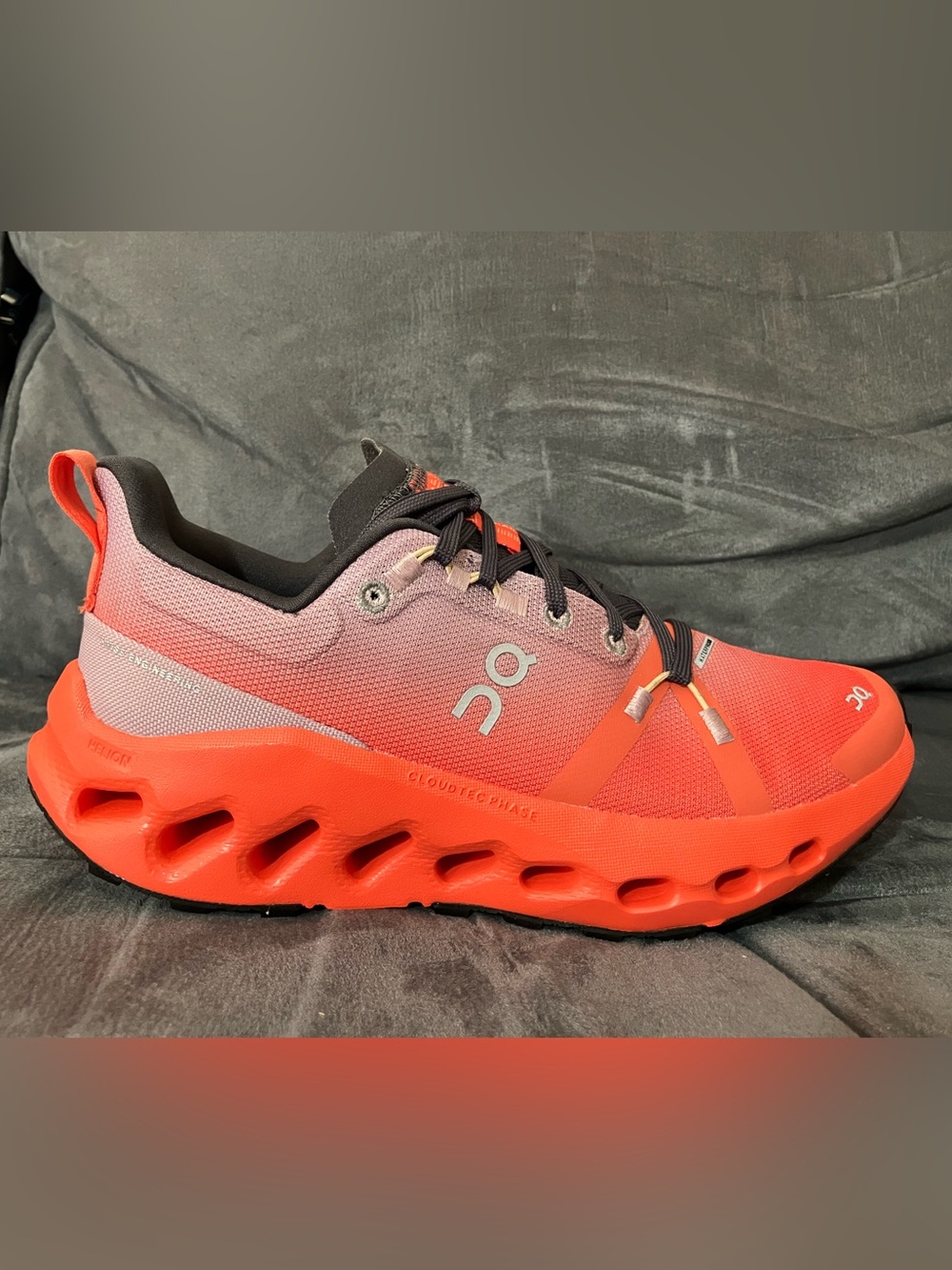 On Running - Cloudsurfer Trail - Waterproof - Mauve Flame Womens Size 6 NWB